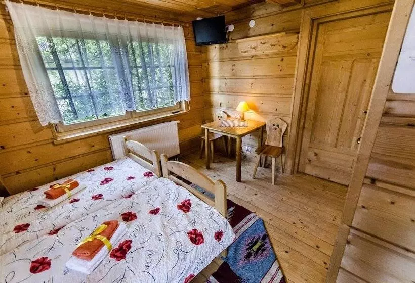 Aamiaismajoitus (B&B) Agroturystyka Sarenka