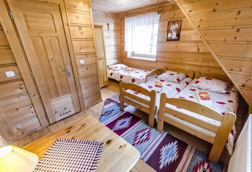 Aamiaismajoitus (B&B) Agroturystyka Sarenka