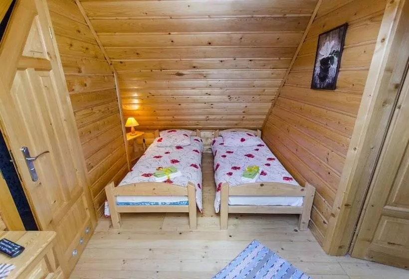 Aamiaismajoitus (B&B) Agroturystyka Sarenka