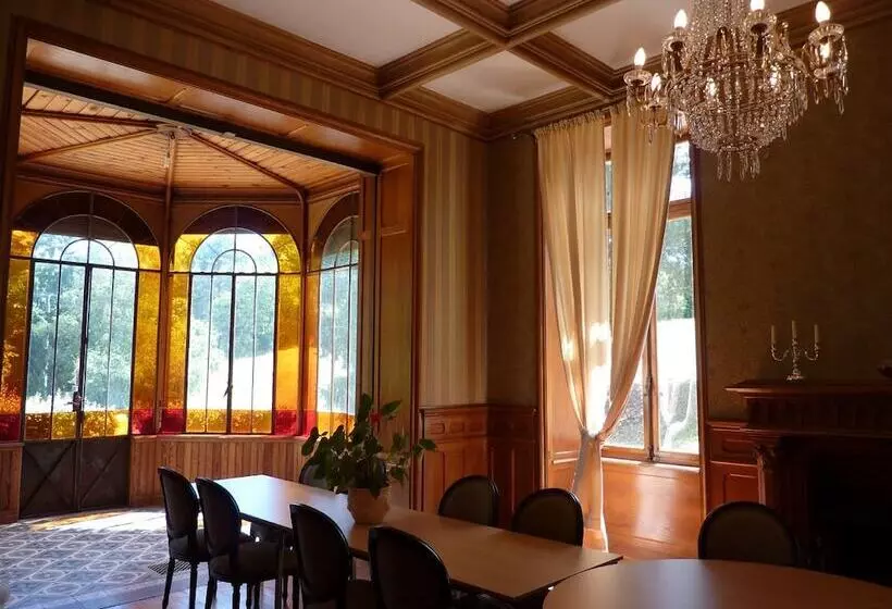 ベッドアンドブレックファースト Chambres D Hôtes Du Domaine Des Soyeux