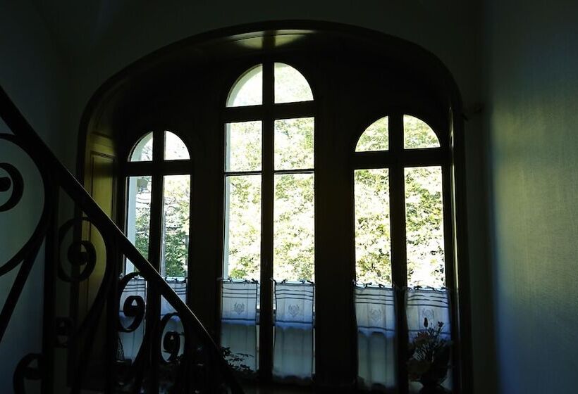 مبيت وإفطار Chambres D Hôtes Du Domaine Des Soyeux