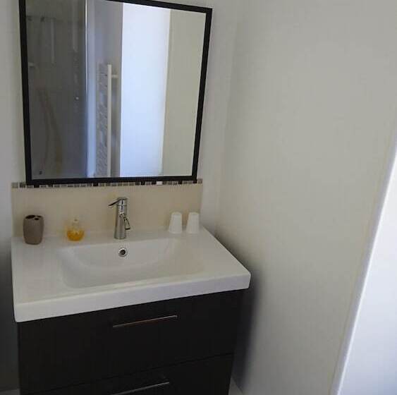 مبيت وإفطار Chambres D Hôtes Du Domaine Des Soyeux