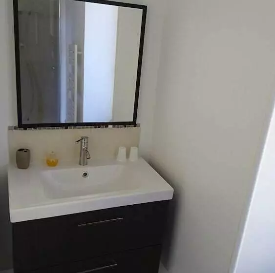 ベッドアンドブレックファースト Chambres D Hôtes Du Domaine Des Soyeux