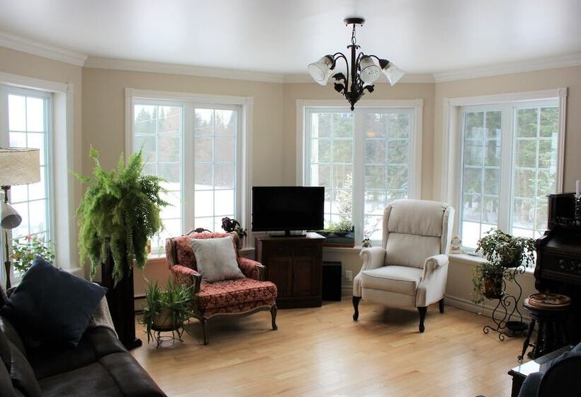 مبيت وإفطار Le Jardin Des Mésanges