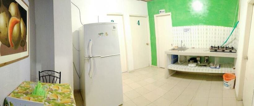 Down Town Beach Sarie Bay