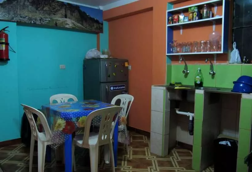 Hostal Norte   Hostel