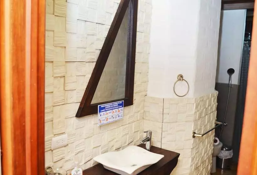 Hotelli Amuntai Rainforest Lodge