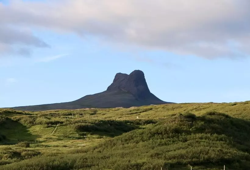هتل Bjarkalundur