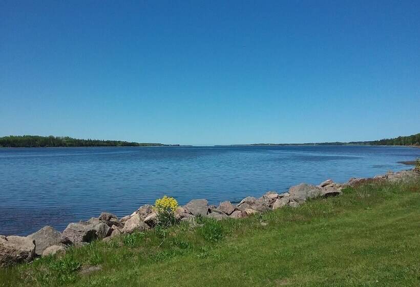 Otel Gateway To Greenwich Suites