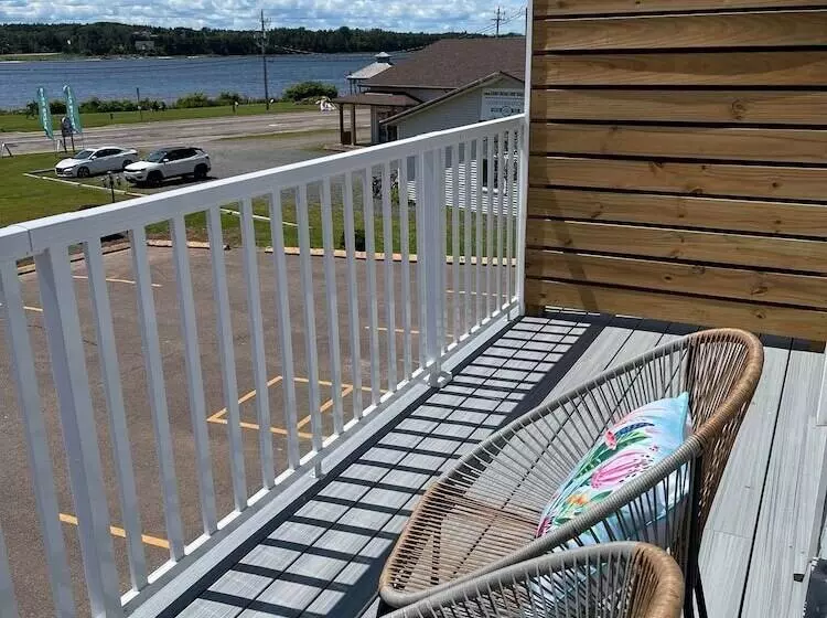 Hotelli Gateway To Greenwich Suites