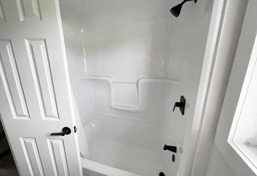 Otel Gateway To Greenwich Suites