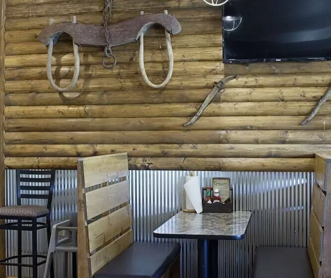 Hotelli Newcastle Lodge And Convention Center