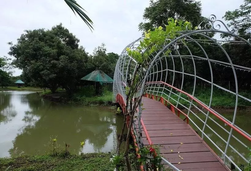 Hotelli Suan Kaew Resort