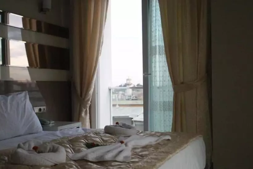 Hotelli Tarsus Zorbaz