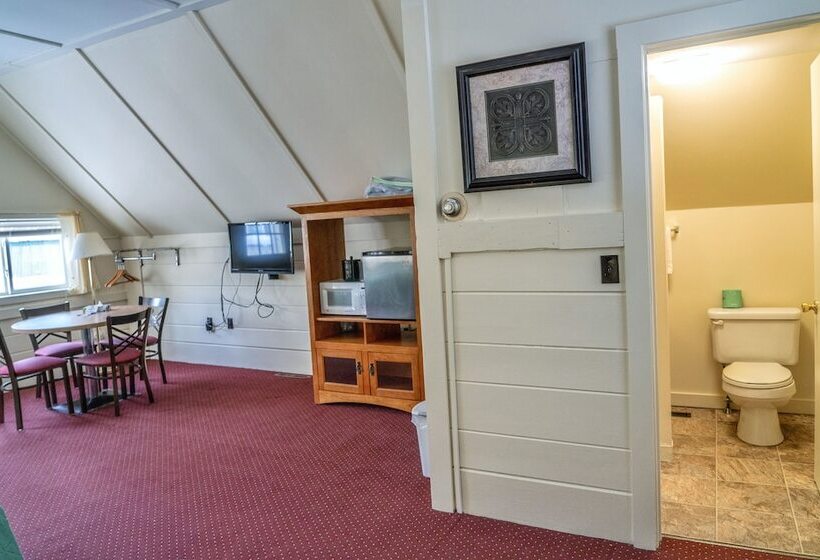 Mount Whittier Motel