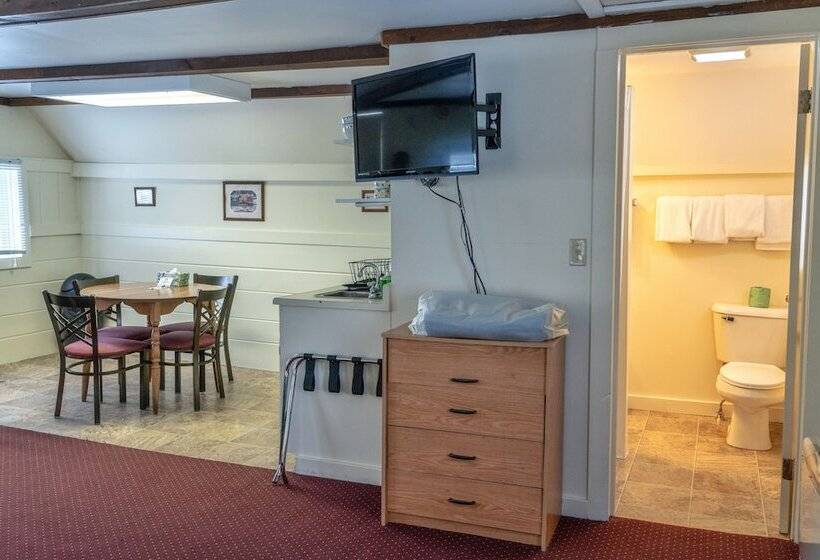 Mount Whittier Motel