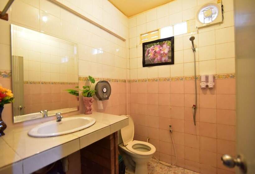 פנסיון Enjoy @house