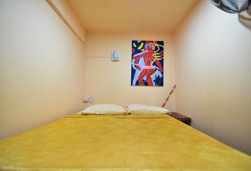 פנסיון Enjoy @house