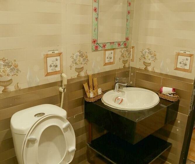 פנסיון Son River House