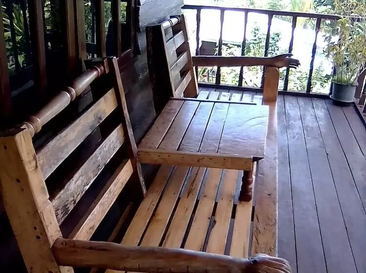 Majatalo Windy Willow S