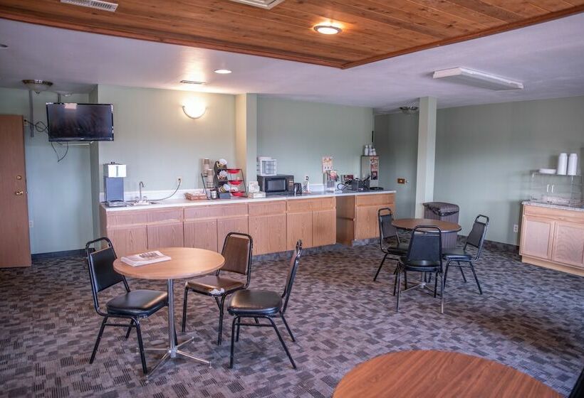 Wagner Lakeside Motel