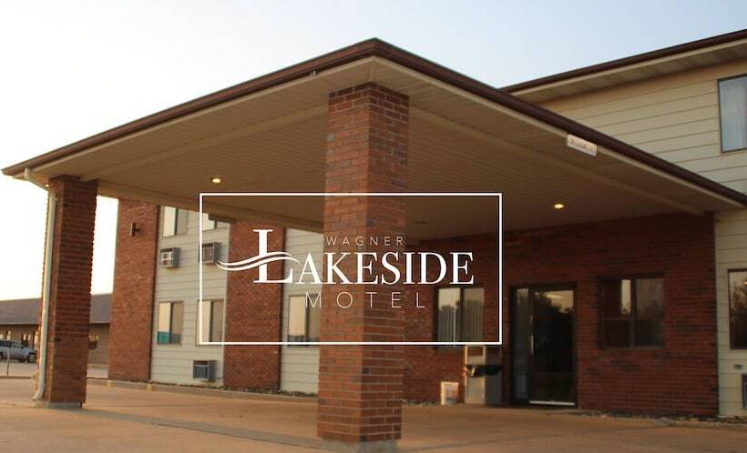 Wagner Lakeside Motel