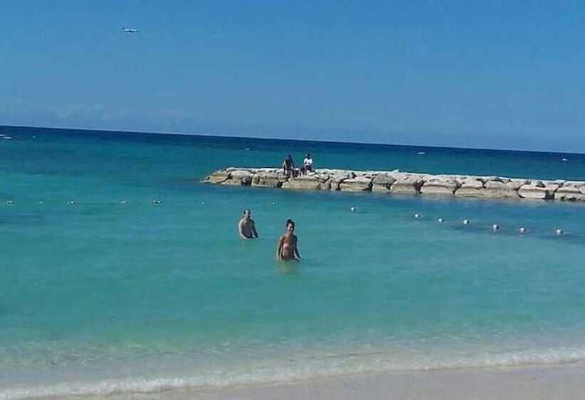 Bay Pointe Freeport Studio Olr