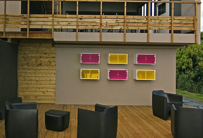 تختخواب و صبحانه Villa Romeo