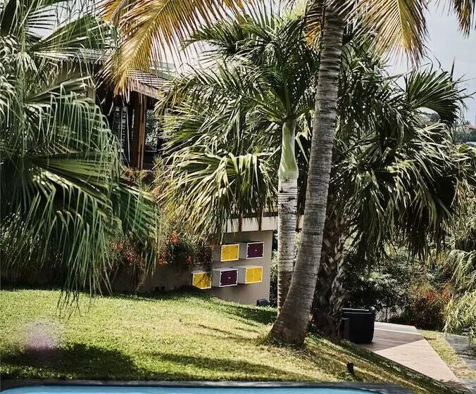 تختخواب و صبحانه Villa Romeo