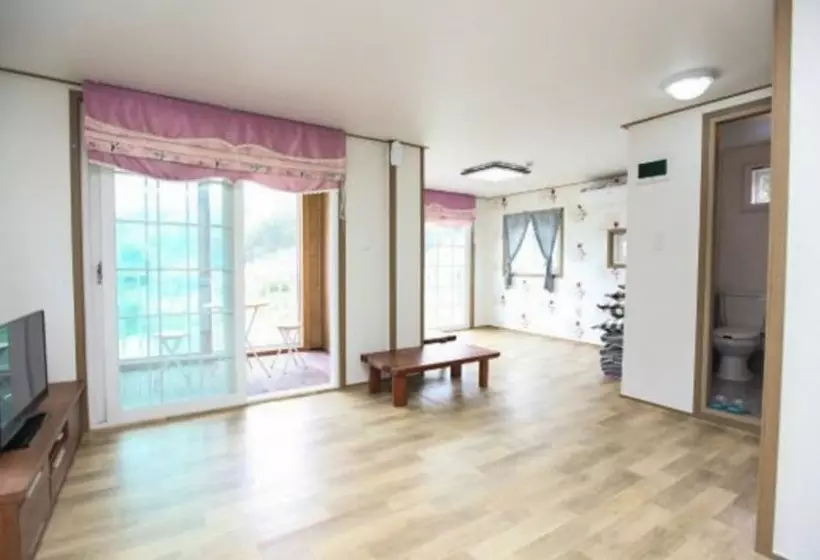 Hadong Sansuae Pension