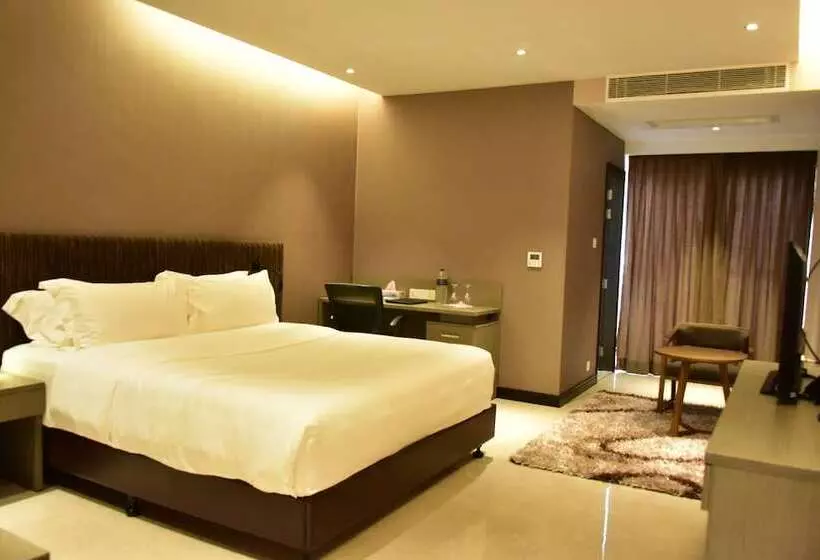 هتل Divine Center