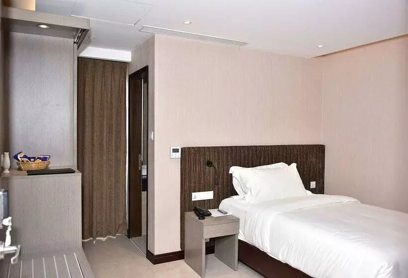 هتل Divine Center