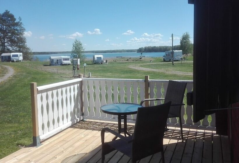 בית מלון כפרי Falkudden Camping