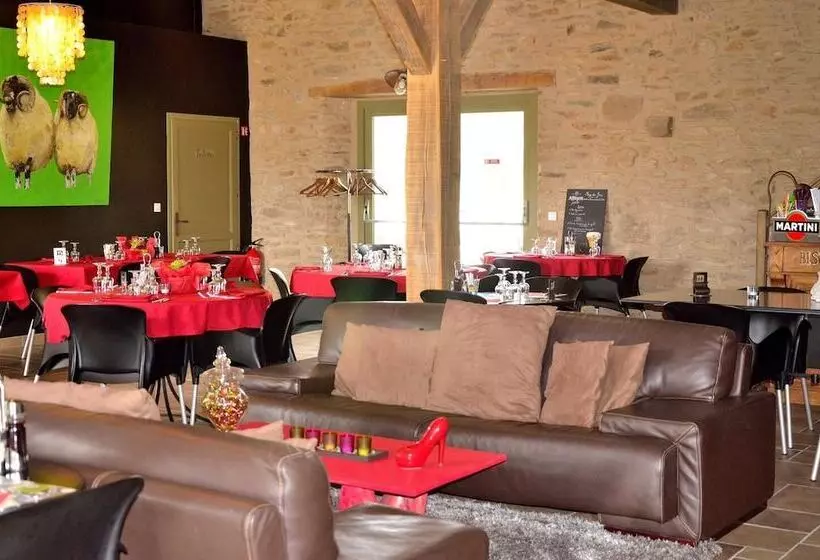 ホテル Hostellerie La Bergerie Des Chapelles