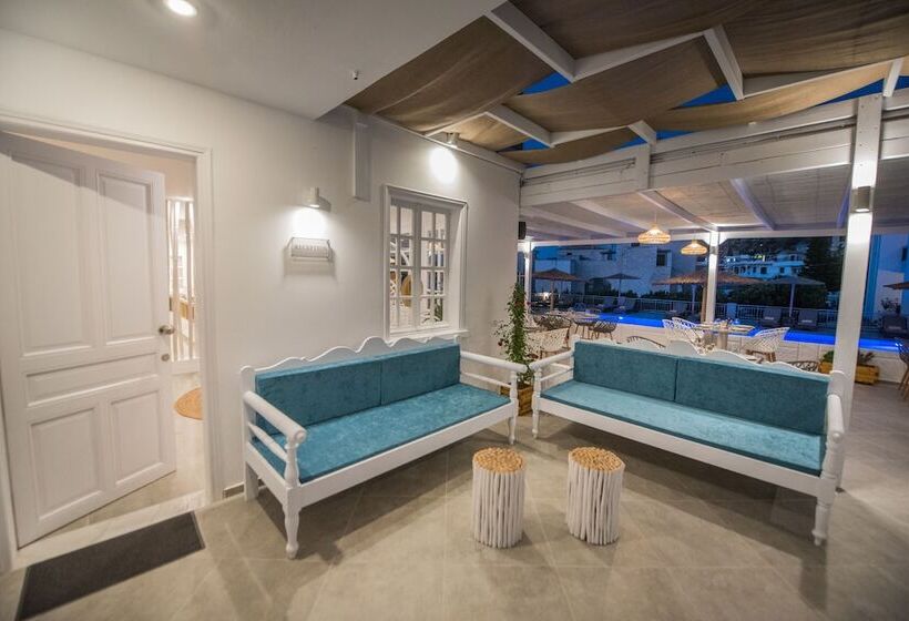 هتل Mitos Village