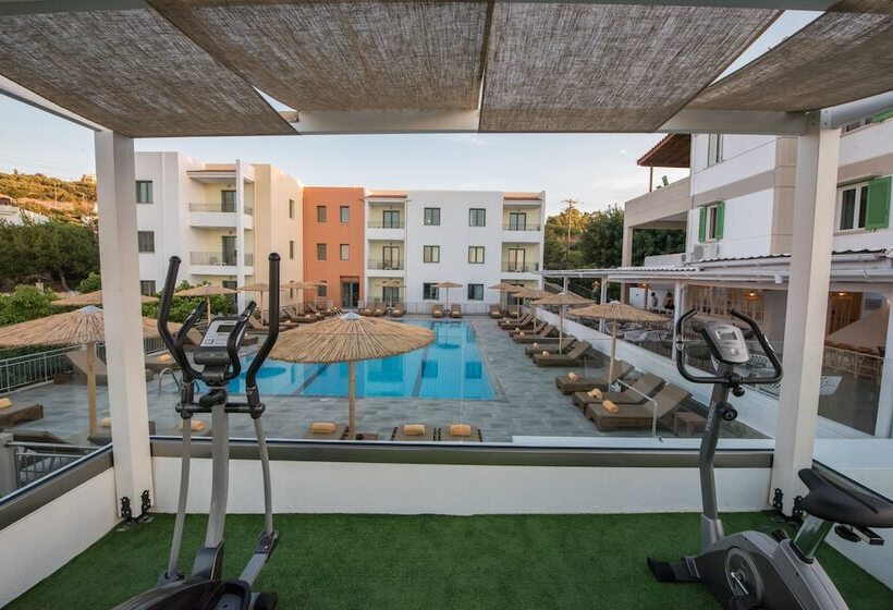 هتل Mitos Village