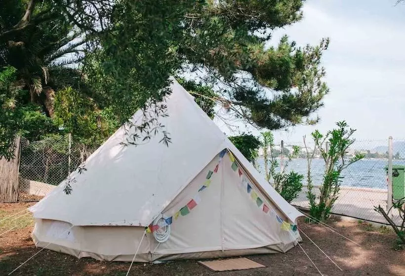 Hotelli Nisi Campsite