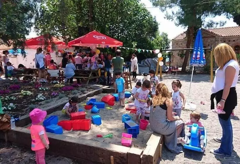 Hotelli Nisi Campsite