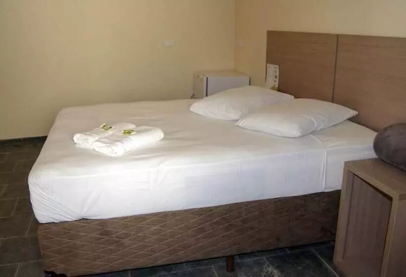 ホテル Pousada Jaguariuna