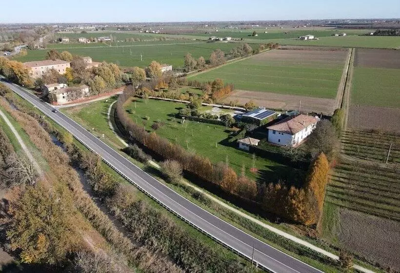 Maaseutuhotelli Corte Roeli