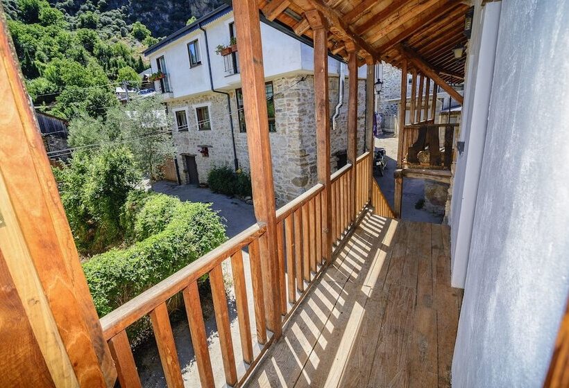 בית מלון כפרי Severino