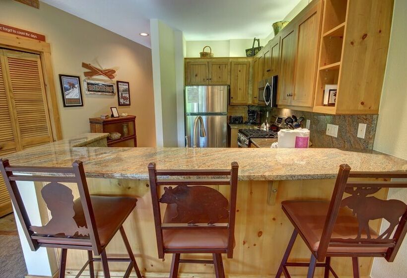 酒店 Ski Tip Ranch 8712