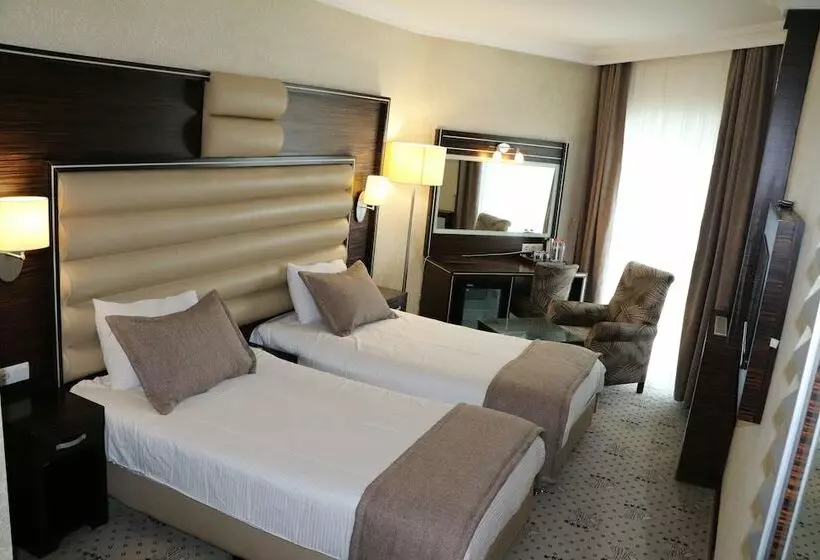 Hotelli Tatvan Kardelen