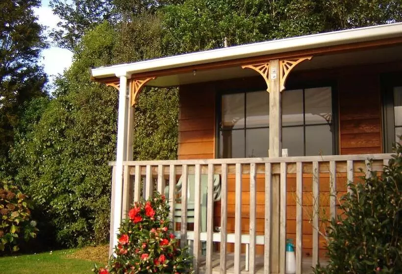 Karangahake Gold  N Views Cottage