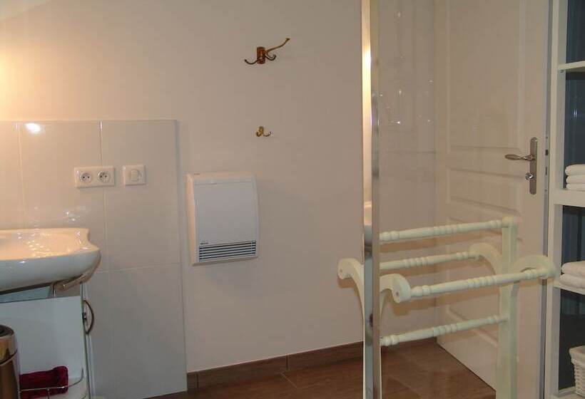 بنسيون Aux Trésors D Apolline