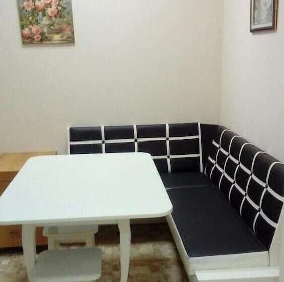 ペンション Guesthouse Nadezhda