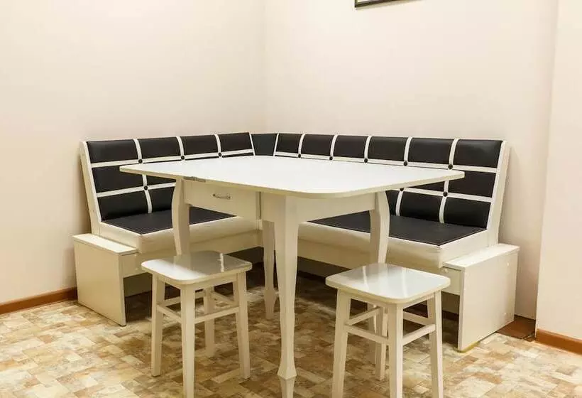 Majatalo Guesthouse Nadezhda