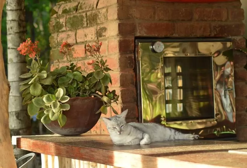 Majatalo La Veranera Guest House