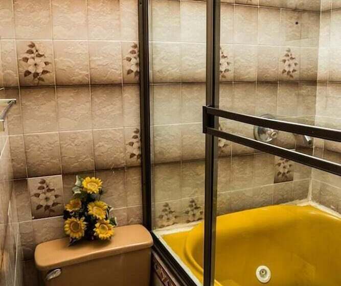 膳宿费 Pozo De Donato