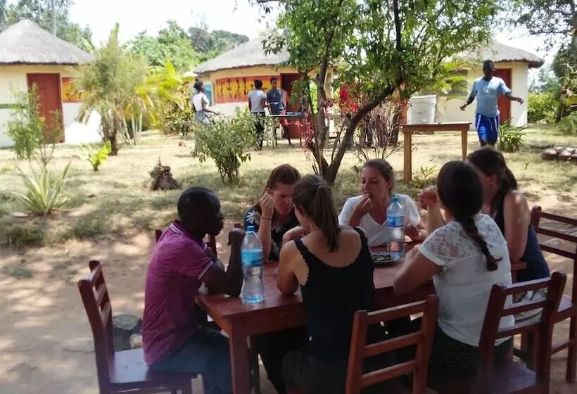 ペンション Ukerewe Cultural Tourism Homestay